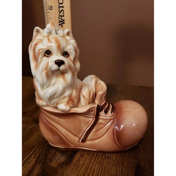 Vintage Dog in Boot Figurine Made in Japan Puppy Shoe - Picture 7 of 9